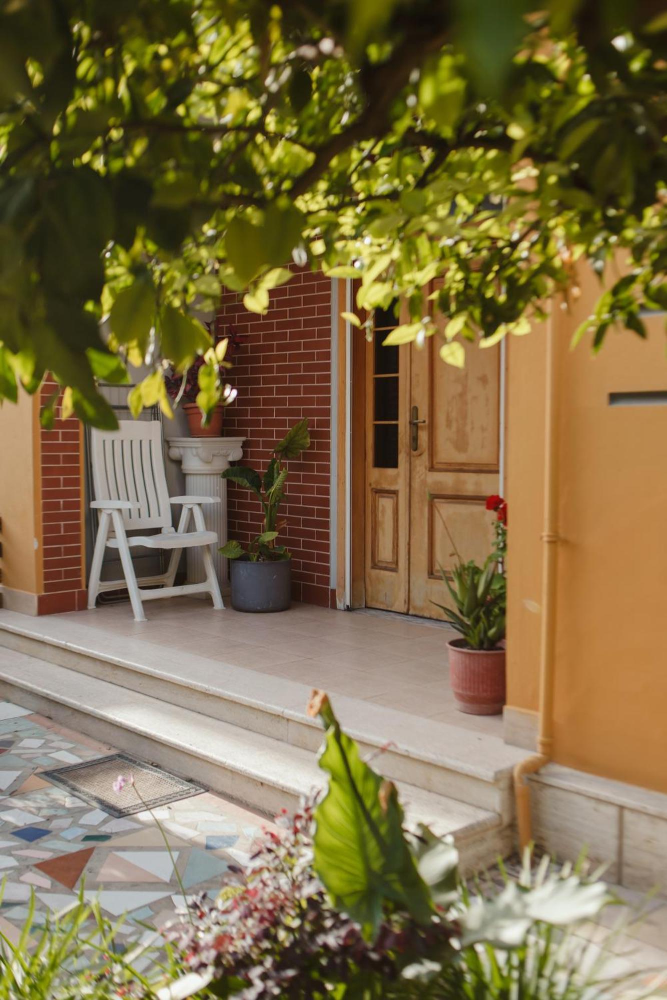 Rare Durres Apartment With Private Parking & Garden Durrës Exterior foto